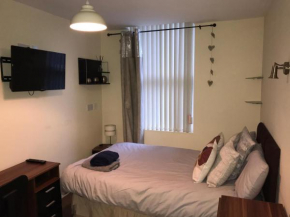 Private Double Bedroom in Shared House, Great Location 6
